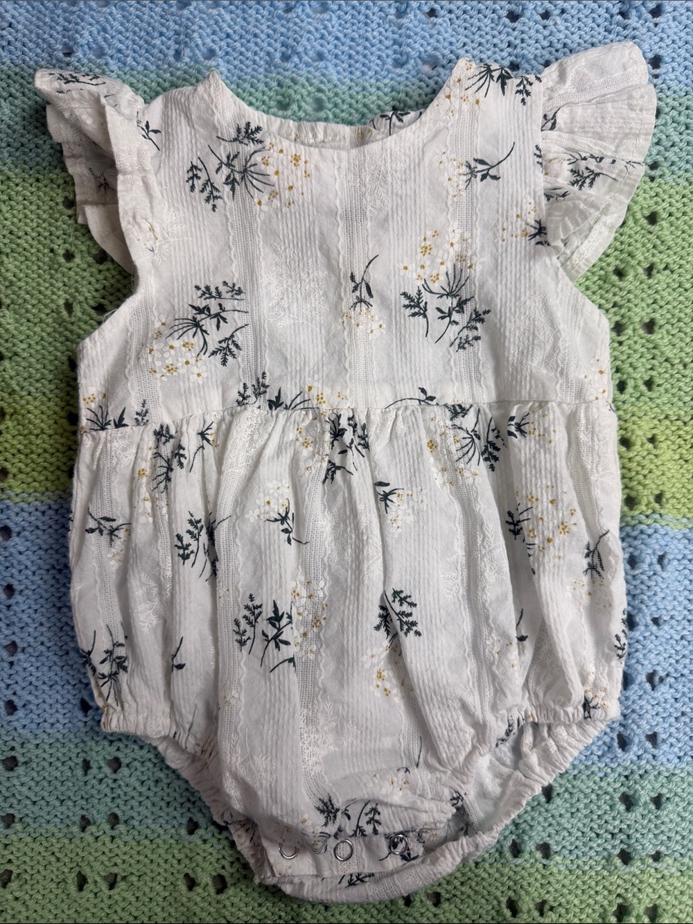 White Floral Baby Romper with Ruffle Sleeves